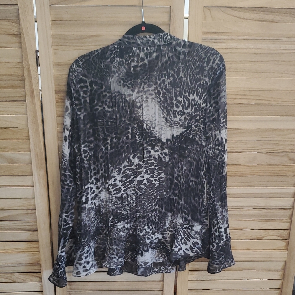 Vtg. Style &Co. Animal Print Ruffle neck Blouse Whimsygoth Sz 16- Black and Gray - Picture 2 of 10